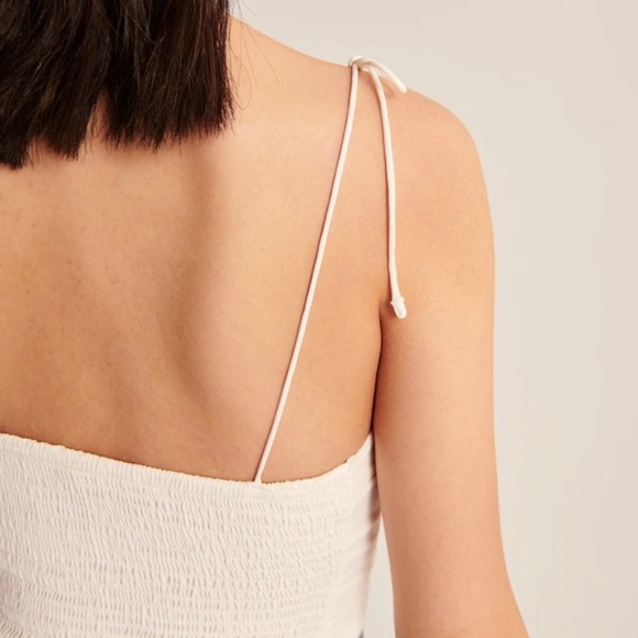 Abercrombie & Fitch Tie-Strap V-Neck Size Small - Picture 10 of 11